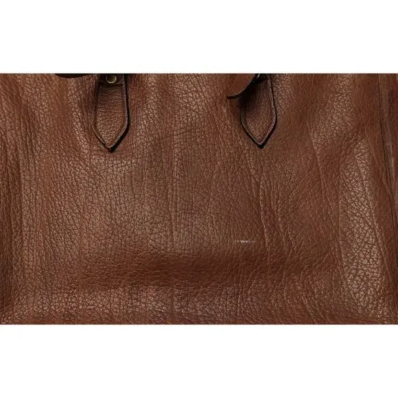 Vintage brown leather messenger bag by Diana. Two separate zip compartments, - Picture 8 of 13